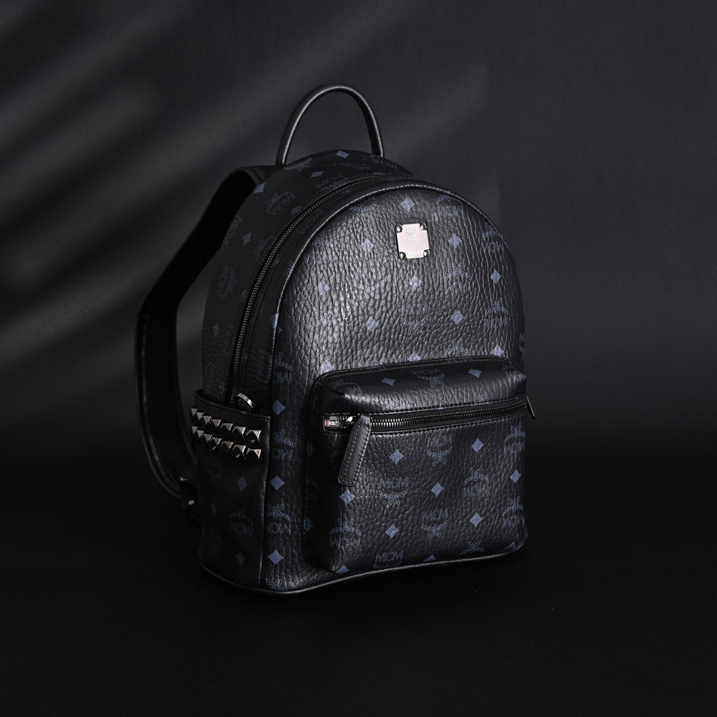 mcm-stark-visetos-medium-backpack-black-monogram-with-studded-detailing ohter