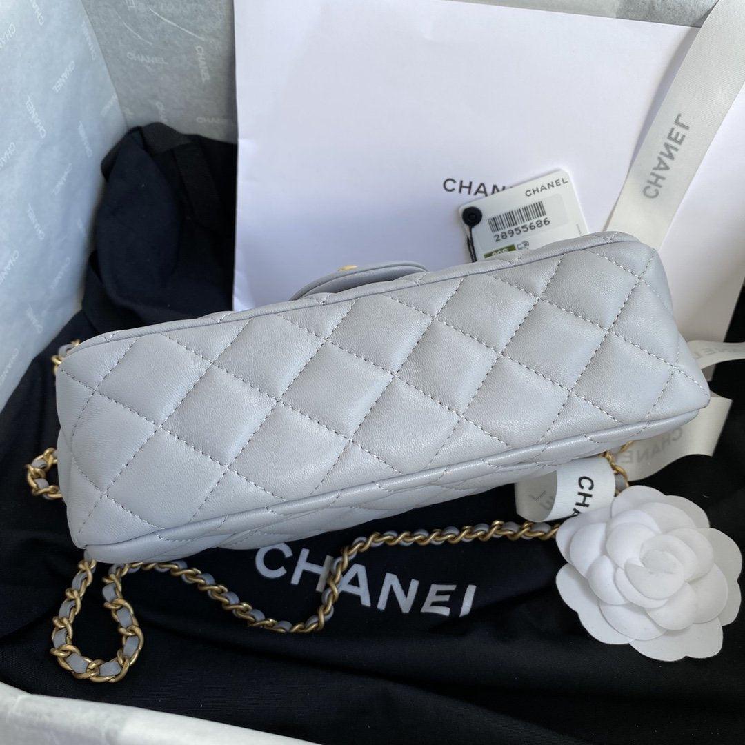 mini-flap-bag-5 Crossbody
