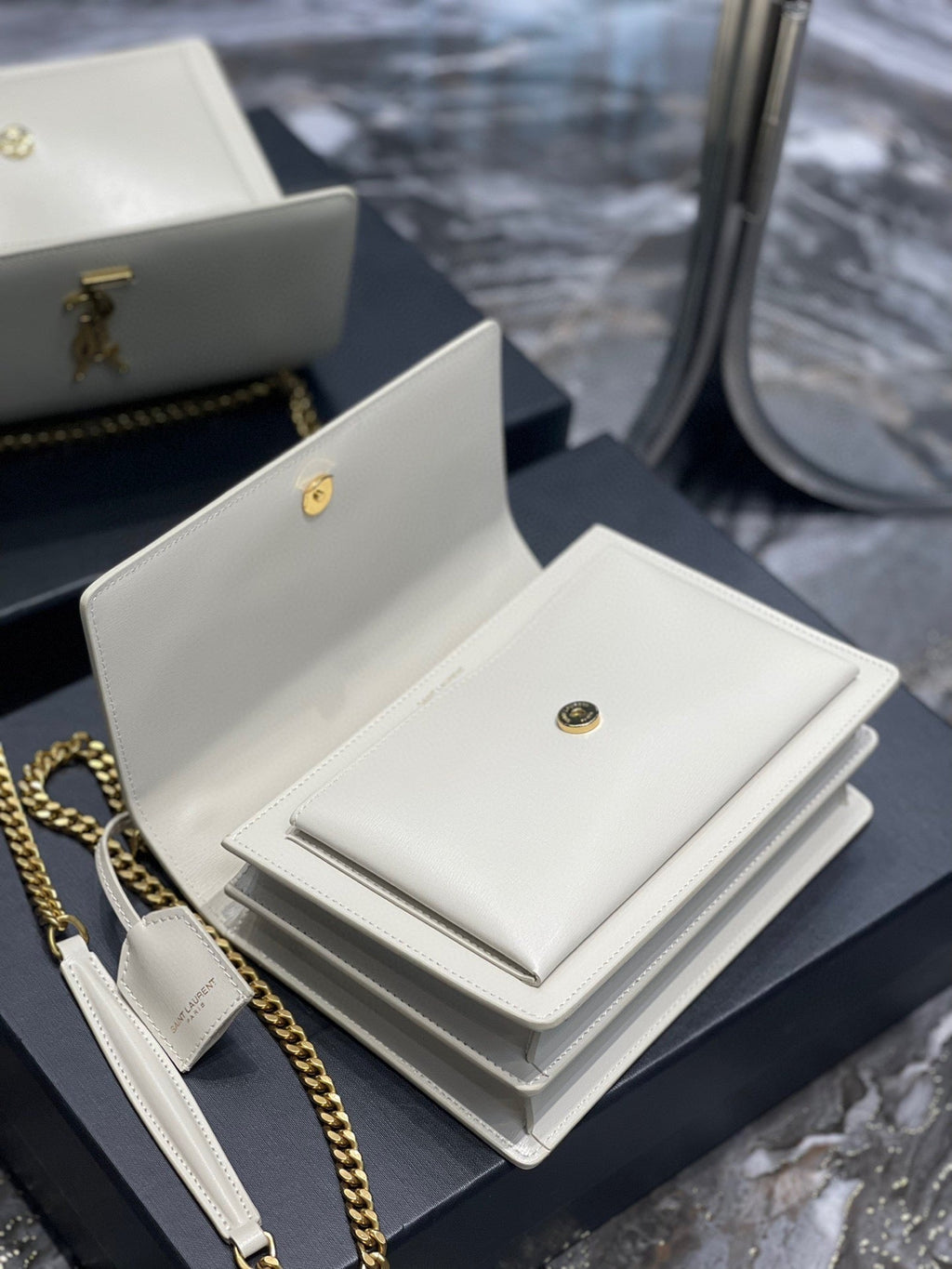 ysl-medium-sunset-bag-22-white-lambskin-gold-tone-22-x-16-x-8cm Crossbody