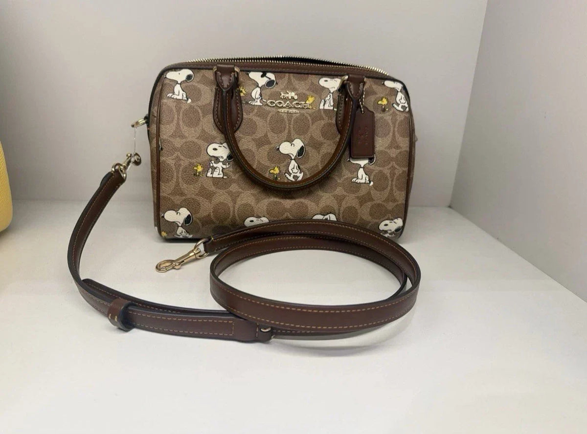 coach-x-peanuts-rowan-satchel-bag-signature-canvas Handle