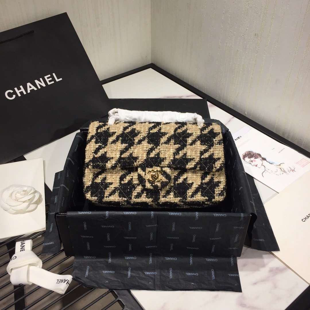 chanel-19-flap-bag-copy-1 Handle