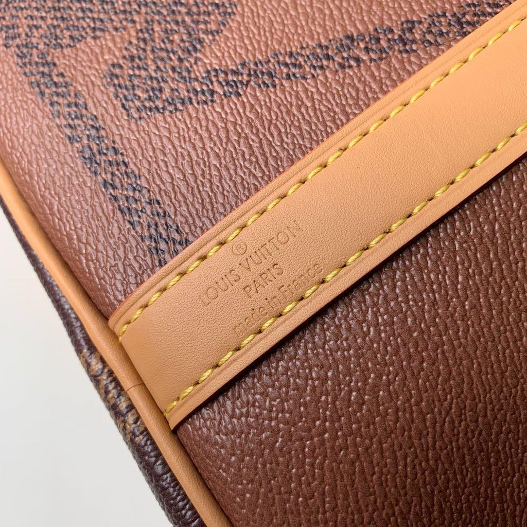 louis-vuitton-bag-25 Crossbody