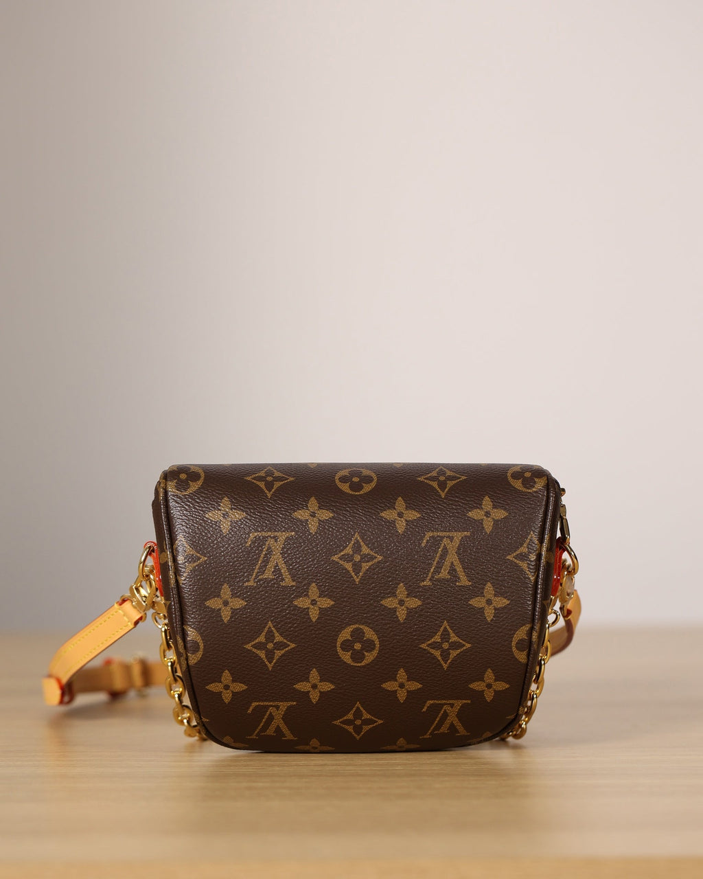 lv-rush-bumbag-monogram Shoulder