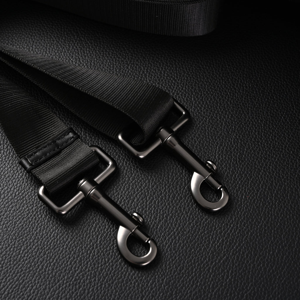 louis-vuitton-keepall-bandouliere-50-damier-graphite-canvas-travel-bag Handle