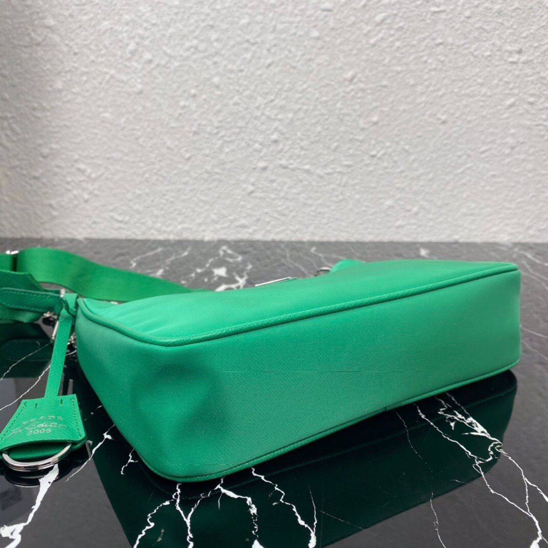 prada-re-edition-2005-nylon-bag-mint-green Crossbody