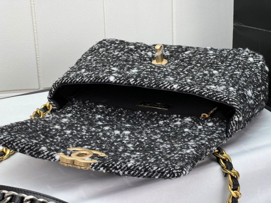 chanel-19-small-black-and-white-orea-tweed Shoulder