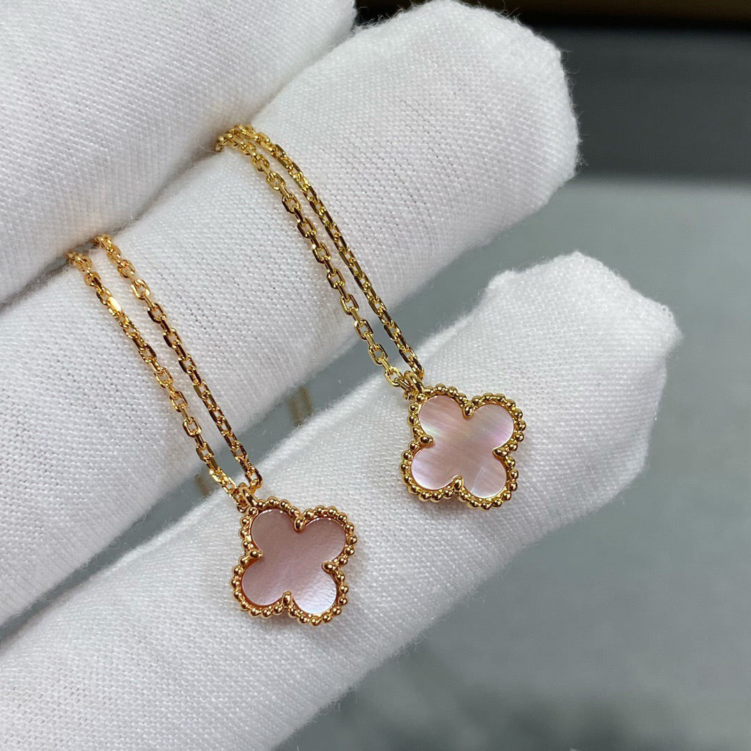 VCA CLOVER 15MM PINK MOTHER-OF-PEARL SINGLE FLOWER NECKLACE