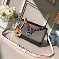 twist-mm-12 Crossbody