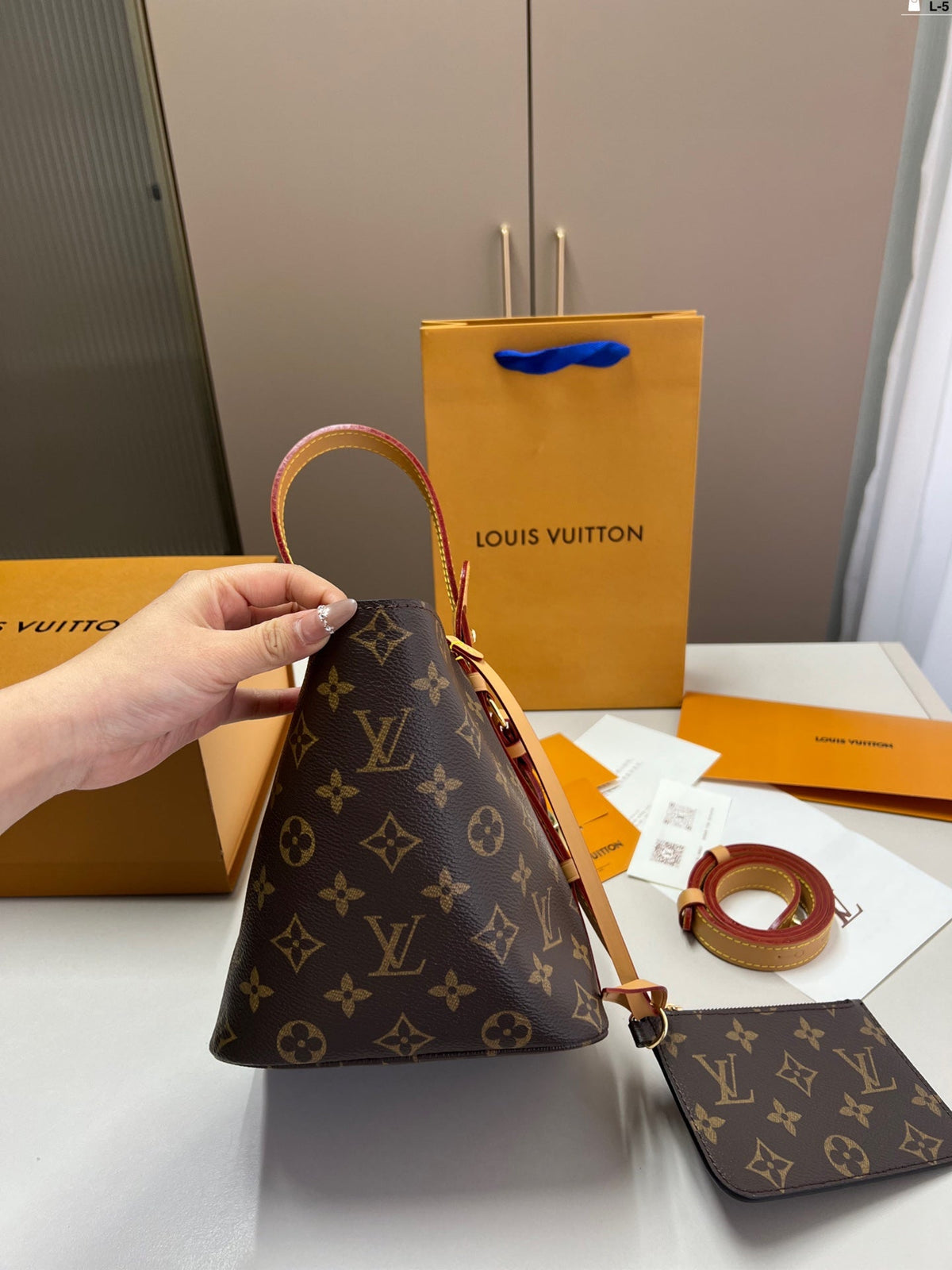 louis-vuitton-lv-vintage-bucket-tote-bag-17x18cm Tote