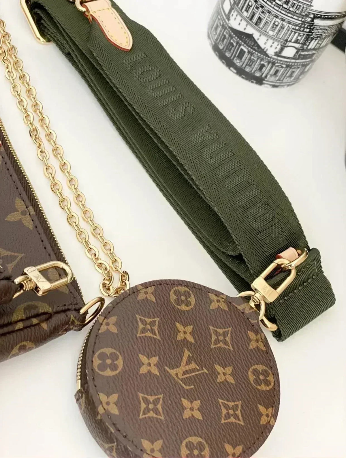louis-vuitton-multi-pochette-accessoires Shoulder