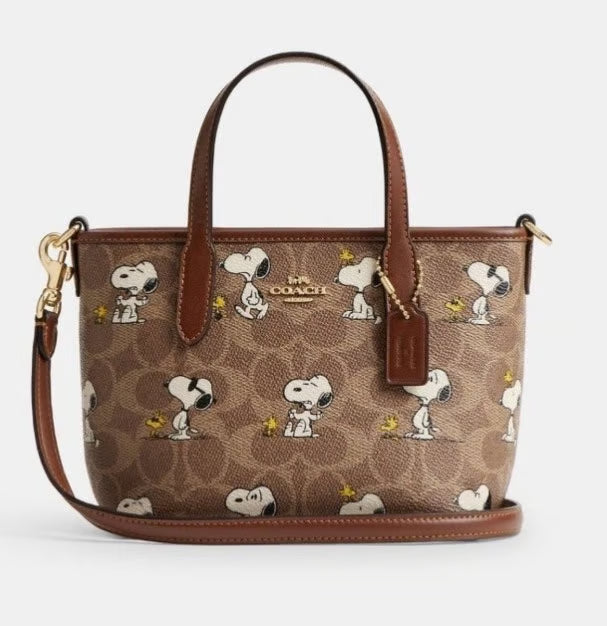coach-x-peanuts-city-mini-tote-bag Tote